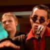 Les Backstreet Boys chantent leur premier single We've Got In Goin On en 1995.