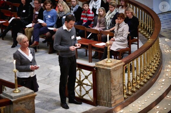 La comtesse Alexandra de Frederiksborg lors d'une commémoration à la cathédrale de Copenhague le 4 novembre 2012, en sa qualité de marraine d'une association de soutien dans les cas de mort infantile.