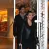 Kourtney Kardashian et son fiancé Scott Disick font du shopping dans les boutiques de luxe de la rue Saint-Honoré et de Saint-Germain-des-Prés. Paris, le 13 novembre 2012.