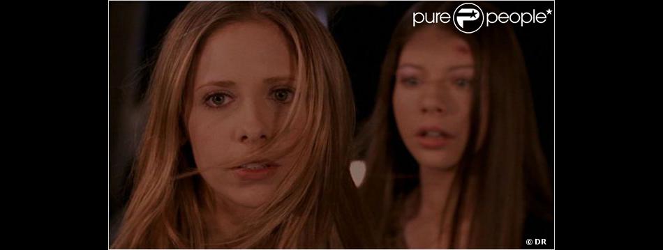 Michelle Trachtenberg aux côtés de Sarah-Michelle Gellar dans Buffy contre les vampires en 2003