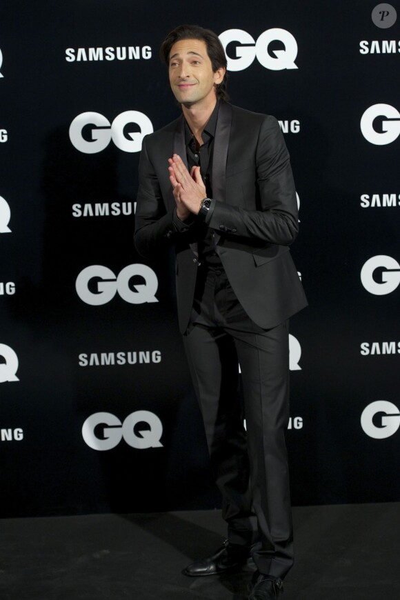 Adrian Brody, égal à lui-même lors de la soirée GQ Men of the Year Award 2012 au Palace Hotel de Madrid, le 19 novembre 2012.