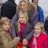 La princesse Maxima des Pays-Bas et ses trois filles Catharina-Amalia, presque 9 ans, Alexia, 7 ans, et Ariane, 5 ans, célébraient le 17 novembre 2012 l'arrivée triomphale de Saint-Nicolas (Sinterklaas) à La Haye.