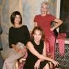 Audrey Tautou avec Nathalie Baye et la réalisatrice Tonie Marshall pour la promotion de Vénus Beauté (Institut) en 2000