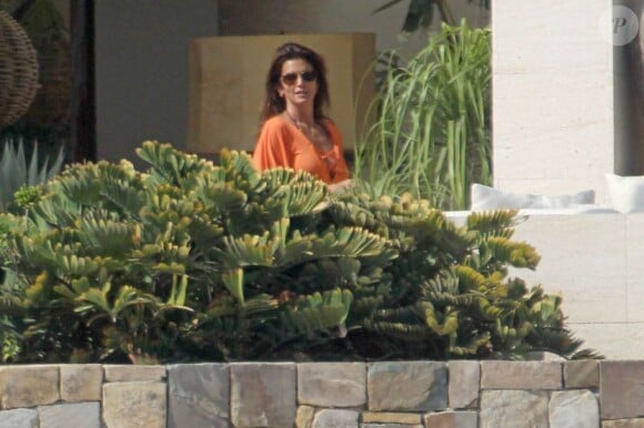 Cindy Crawford, son mari et ses enfants sont en vacances au Mexique avec George Clooney et sa compagne Stacy Keibler. Photo prise le 21 novembre 2012.
