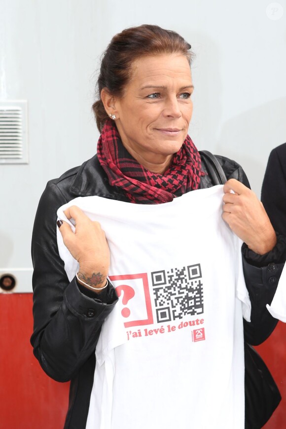 La princesse Stéphanie de Monaco, présidente de Fight Aids Monaco et ambassadrice d'Onusida, lançait le 26 novembre 2012 sur le parvis de Sainte-Dévote la campagne de dépistage anonyme et gratuit Test in the City, à quelques jours de la Journée mondiale de lutte contre le sida.