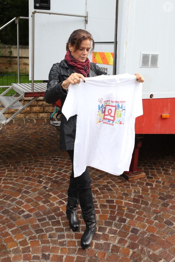 La princesse Stéphanie de Monaco, présidente de Fight Aids Monaco et ambassadrice d'Onusida, lançait le 26 novembre 2012 sur le parvis de Sainte-Dévote la campagne de dépistage anonyme et gratuit Test in the City, à quelques jours de la Journée mondiale de lutte contre le sida.