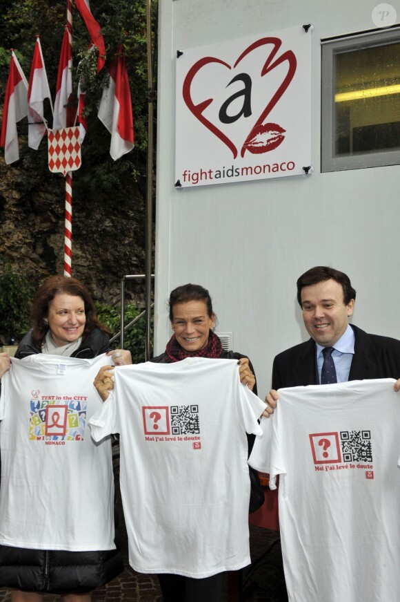 La princesse Stéphanie de Monaco lançait le 26 novembre 2012 sur le parvis de Sainte-Dévote, en sa qualité de présidente de Fight Aids Monaco et ambassadrice d'Onusida, la campagne de dépistage anonyme et gratuit Test in the City, à quelques jours de la Journée mondiale de lutte contre le sida.
