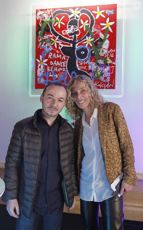 Kokian et Valeria Attinelli au vernissage presse des Frimousses de créateurs au Petit Palais à Paris le 26 Novembre 2012