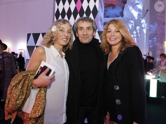 Valeria Attinelli, Manuel Gelin et Juliette Meyniac au vernissage presse des Frimousses de créateurs au Petit Palais à Paris le 26 Novembre 2012