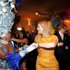 La princesse Maxima des Pays-Bas dansant la samba au Brésil le 21 novembre 2012