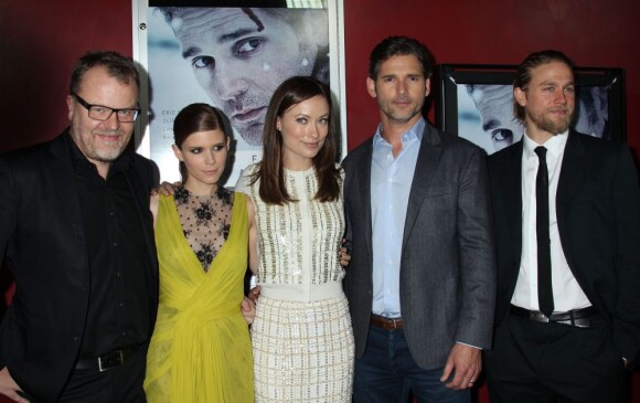 Le réalisateur Stefan Ruzowitzky, Kate Mara, Olivia Wilde, Eric Bana et Charlie Hunnam font la promotion du film Blackbird au Arclight Cinema d'Hollywood, le 29 novembre 2012.