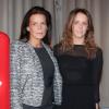 La princesse Stéphanie de Monaco avait sa fille Pauline Ducruet avec elle pour le gala de Fight Aids Monaco à l'occasion de la Journée mondiale de lutte contre le sida, le 1er décembre 2012. La vente aux enchères, animée par Sébastien Folin, a permis de récolter plus de 355 000 euros.
