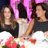 La princesse Stéphanie de Monaco avait sa fille Pauline Ducruet avec elle pour le gala de Fight Aids Monaco à l'occasion de la Journée mondiale de lutte contre le sida, le 1er décembre 2012. La vente aux enchères, animée par Sébastien Folin, a permis de récolter plus de 355 000 euros.