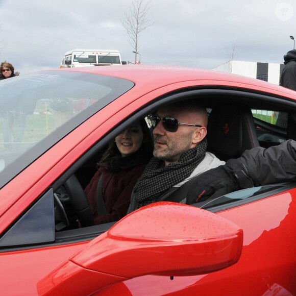 Fabien Barthez a joué les chauffeurs pour les amateurs de puissantes Ferrari pour l'association les GT du coeur qui proposait des baptêmes au profit du Téléthon à Carcassonne le 2 décembre 2012