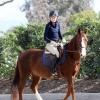 EXCLU : Portia de Rossi fait du cheval à Los Angeles, le 4 decembre 2012.