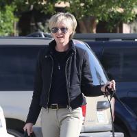 Portia De Rossi : Ravissante en cavalière auprès de ses animaux préférés