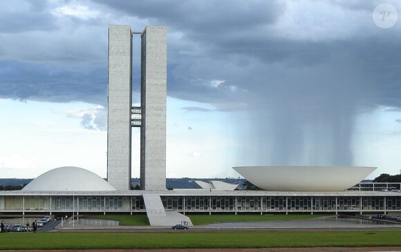 Le Congrès brésilien, un bâtiment dessiné par Oscar Niemeyer, à Brasilia le 19 janiver 2006.