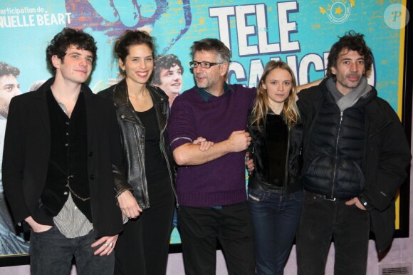 Felix Moati, Maïwenn, Michel leclerc, Sara Forestier et Eric Elmosnino lors de l'avant-première du film Télé Gaucho à Paris le 10 décembre 2012