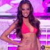 Miss Tahiti lors du défilé en bikini en hommage à Ursula Andress lors de l'élection de Miss France 2013 le samedi 8 décembre 2012 sur TF1 en direct de Limoges