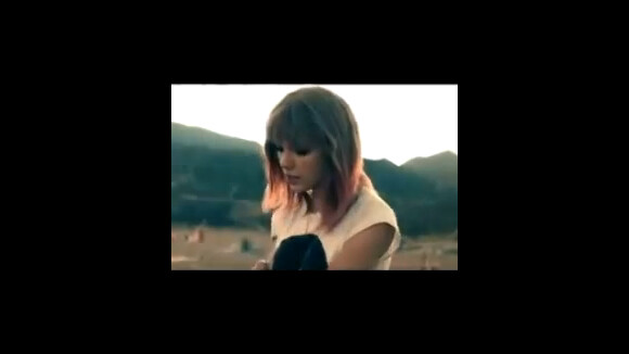 Taylor Swift : Seule et éplorée dans ''I Knew You Were Trouble''