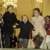 Le prince Vincent quitte l'église d'un pas décidé ! Le prince Frederik et la princesse Mary de Danemark étaient avec leurs quatre enfants, Christian, Isabella, Vincent et Josephine, au concert de Noël annuel à l'église Esajas de Copenhague, le 16 décembre 2012.