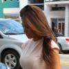 Kourtney Kardashian fait du shopping avec ses soeurs Kim et Khloé. Miami Beach, le 15 décembre 2012.