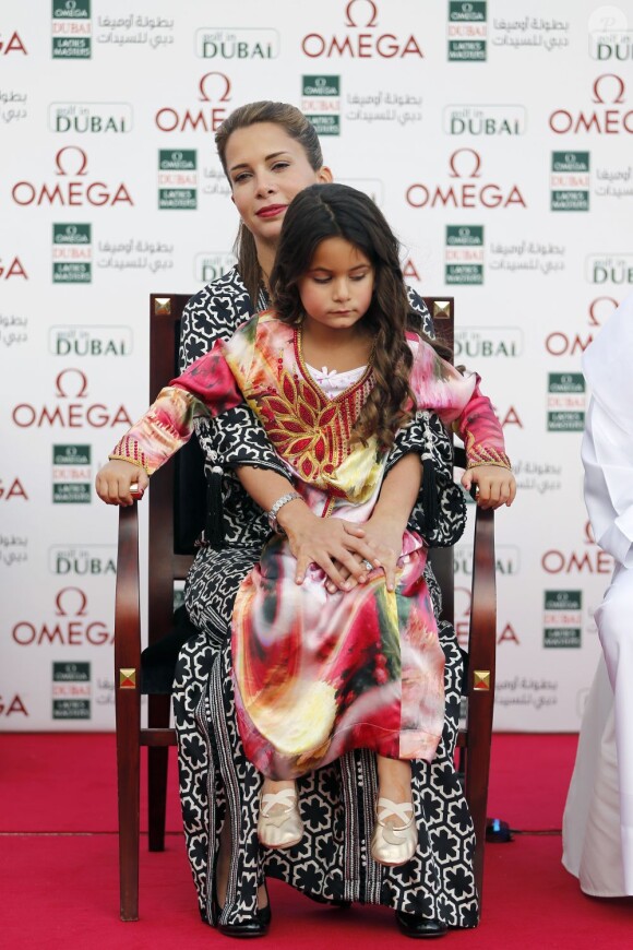 Marraine de l'événement, la princesse Haya de Jordanie était accompagnée de sa fille la princesse Al Jalila le 8 décembre 2012 pour remettre le trophée de l'Omega Dubai Ladies Masters de Golf à la Chinoise Shanshan Feng.