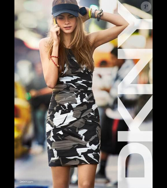 Cara Delevingne, splendide dans la campagne DKNY spring summer 2013