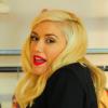Gwen Stefani est à la recherche du cadeau parfait dans une boutique de prêt-à-porter féminin au cours d'une séance shopping. Los Angeles, le 19 décembre 2012.
