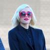 Gwen Stefani, ultra stylée et accompagnée d'un ami, effectue quelques emplettes à Los Angeles. Le 19 décembre 2012.