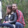 Shia LaBeouf in love de sa nouvelle petite amie, Mia Goth, le 22 décembre 2012.