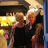 Ellen DeGeneres et Portia De Rossi font du shopping sur l'île de Saint-Barthélemy. Le 23 décembre 2012.