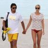 Le footballeur Sami Khedira et sa petite amie Lena Gercke à Miami, le 12 juillet 2012.