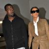 Kim Kardashian et Kanye West visitent un hôpital à Beverly Hills, à Los Angeles, le 22 décembre 2012.