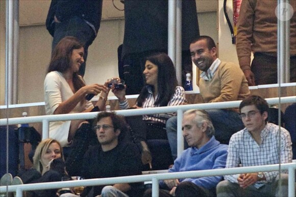 La belle Irina Shayk dans les tribunes du stade Santiago Bernabeu pour voir son compagnon Cristiano Ronaldo affronter la Real Sociedad le 6 janvier 2013.