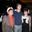 Hugh Hefner, son fils Marston Hefner et sa compagne la Playmate Claire Sinclair à Las Vegas, le 9 avril 2011.