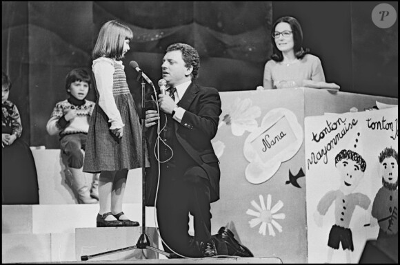 ARCHIVES - Jacques Martin anime l'émission L'École des fans, le 15 janvier 1978.