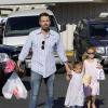 Ben Affleck et ses filles Violet et Seraphina, au Farmers market, à Los Angeles, le 20 janvier 2013