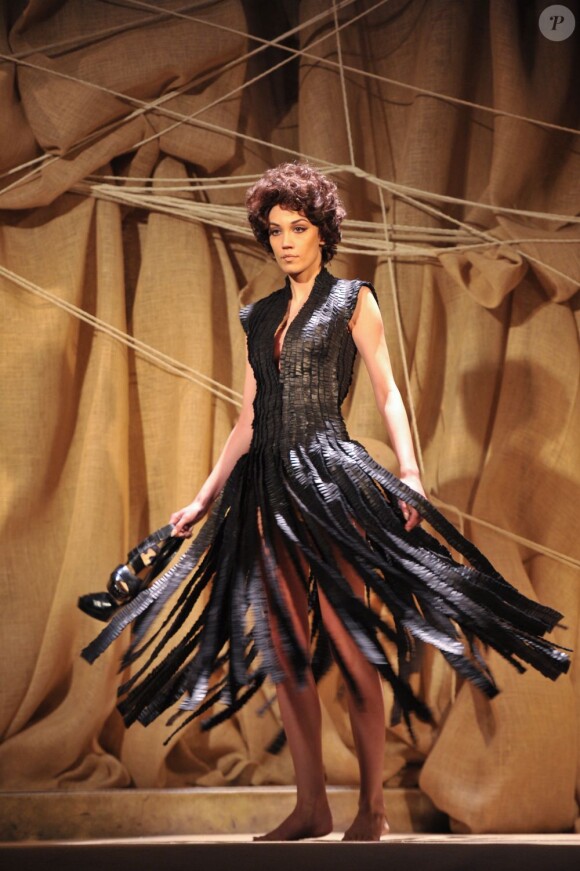 Défilé Franck Sorbier haute couture printemps-été 2013 au théâtre du Palais Royal. Paris, le 23 janvier 2013.