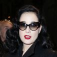 Dita Von Teese assiste au défilé haute couture printemps-été 2013 d'Elie Saab au Pavillon Cambon. Paris, le 23 janvier 2013.