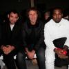Le styliste Nicola Formichetti, le fondateur de Diesel Renzo Rosso et Kanye West assistent au défilé haute couture Maison Martin Margiela printemps-été 2013 à Paris. Le 23 janvier 2013.