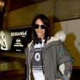 Shy'm arrive à l'aéroport de Nice, avant de filer vers Cannes pour les NRJ Music Awards, le 25 janvier 2013.