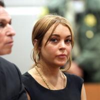 Lindsay Lohan: Son avocat fait le pitre, elle obtient un sursis... pour 1 mois !