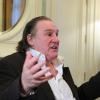 Gérard Depardieu reçu par Vladimir Poutine sur les bords de la Mer Noire le 5 janvier 2013