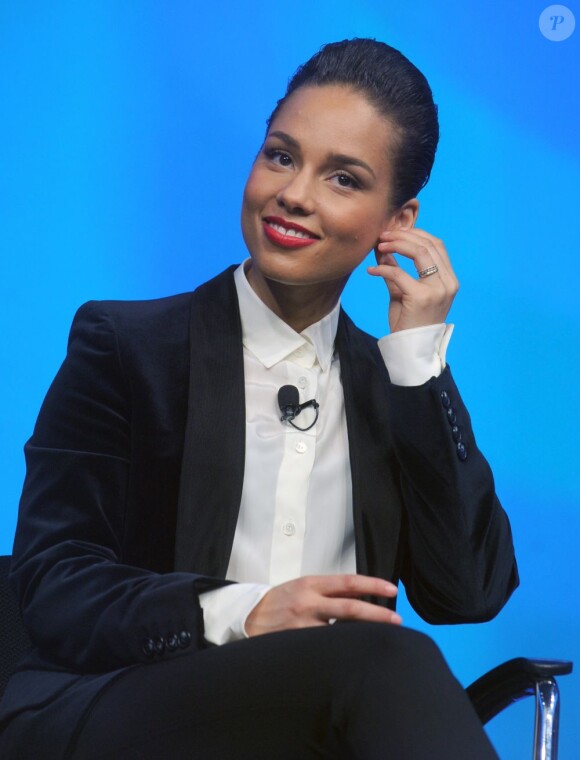 La chanteuse et directrice de création de Blackberry Alicia Keys, photographiée lors de la présentation du nouveau smartphone Blackberry 10 à New York le 30 janvier 2013, interprétera l'hymne américain lors du Super Bowl XLVII le dimanche 3 février.