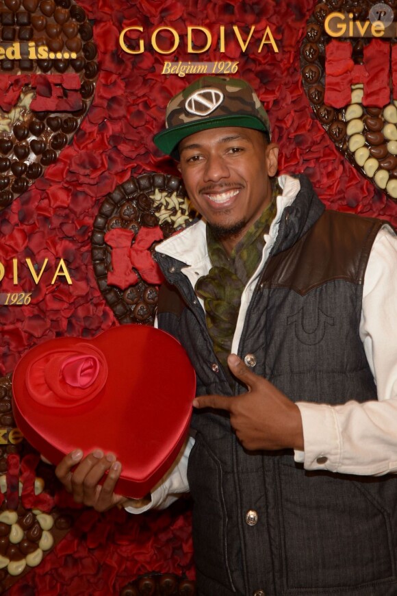 Nick Cannon au lancement du concours Share Love pour la Saint Valentin, chez Godiva, au Rockefeller Center à New York City, le 31 janvier 2013.