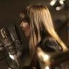 Carla Bruni-Sarkozy en studio chante "Chez Keith et Anita", son tout nouveau single sorti le 28 janvier 2012.