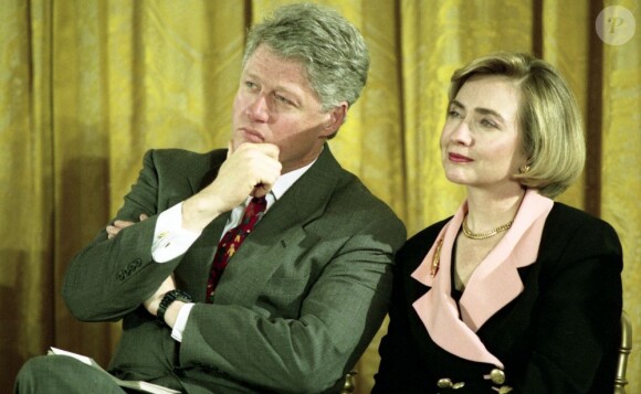 Le président Bill Clinton et la Première Dame Hillary Clinton à la Maison Blanche, le 18 mai 1994.