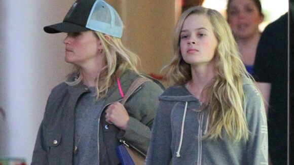 Reese Witherspoon et sa fille Ava : Même look, même visage, elles se copient