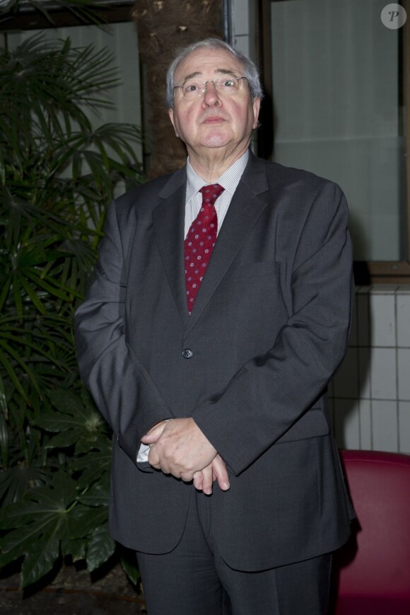 Jean-Paul Huchon  lors de l'inauguration d'une Maison des Ados financés grâce à l'opération Pièces jaunes à l'hôpital Robert-Debré à Paris le 4 février 2013